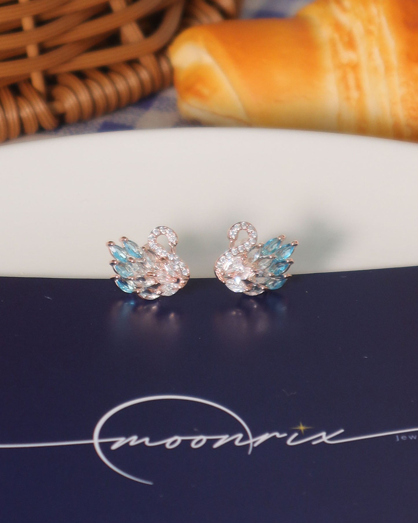 Odette Swan Zirconia Stud Earring