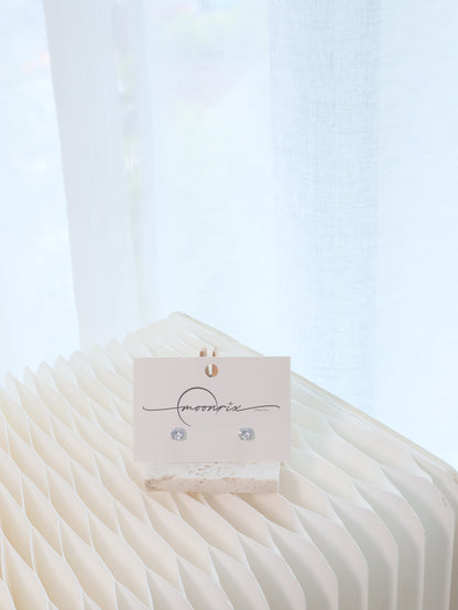 Pascaline White Zircon Round Back Stud Earring